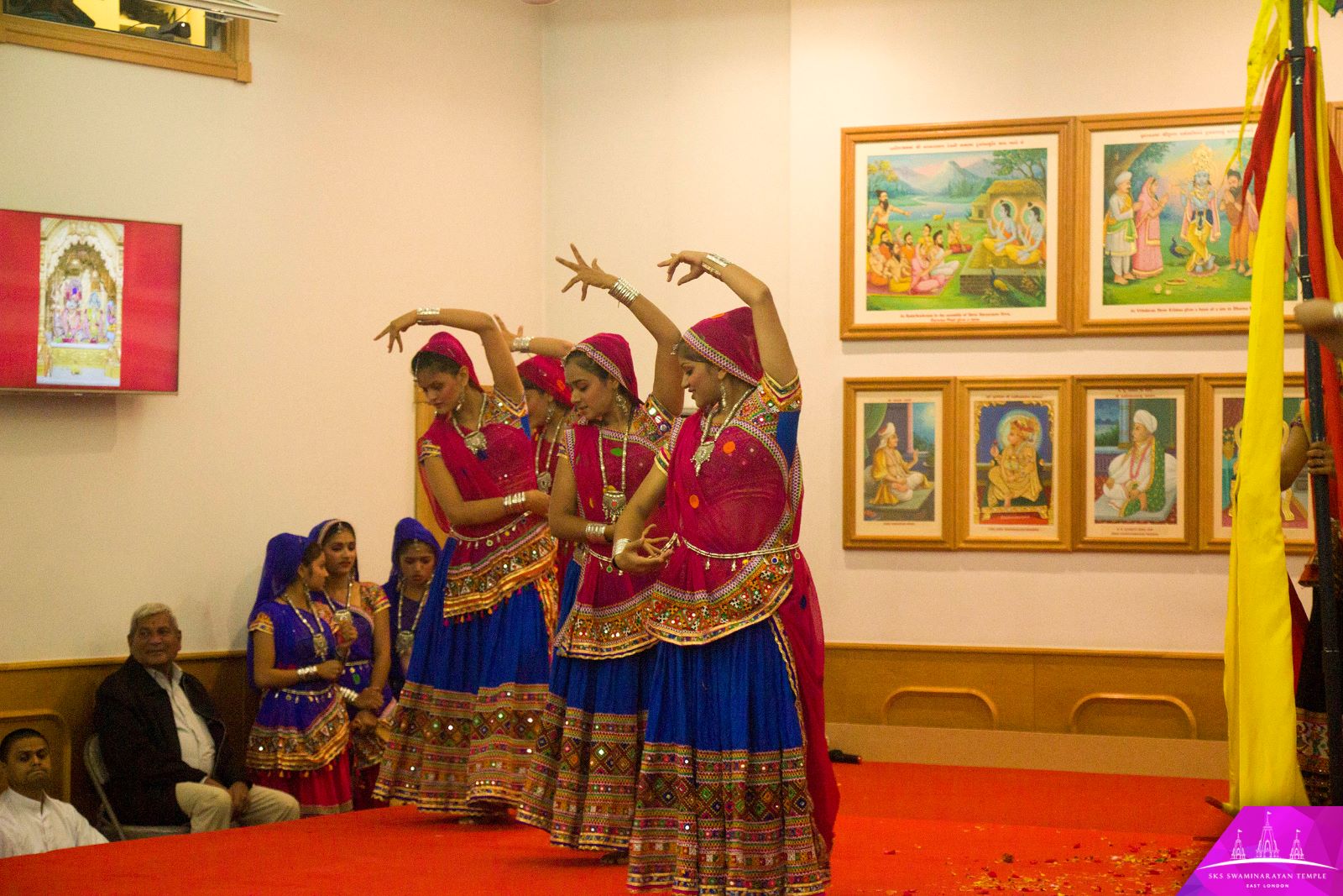 ©1987-2017 SKS Swaminarayan Temple East London